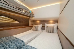 2018 Sea Ray L550 Flybridge thumbnail 26