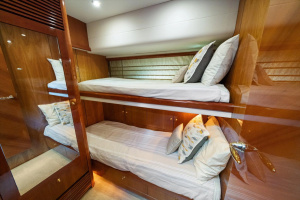 VANGUARD 82ft Sunseeker Yacht For Sale