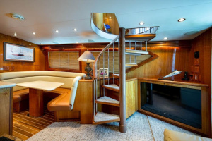 60ft Hatteras Yacht For Sale