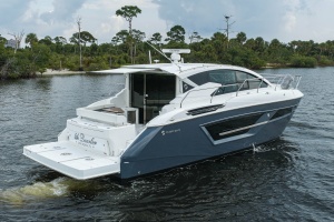 4th Quarter 46ft Cruisers Yacht For Sale