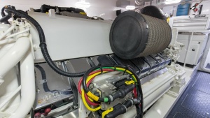 2017 72 Viking Enclosed Bridge Share-E Bridge Engine Room (11)