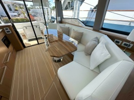 Photo 6222163 for 2025 Tiara Yachts EX 60 Just Fine 2025 Tiara Yachts 60 EX - Dinette
