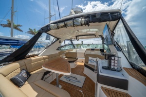 Pace Yourself 32ft Sea Ray Yacht For Sale