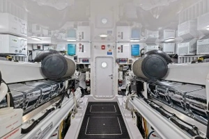 2012 Viking 82 Convertible thumbnail 102