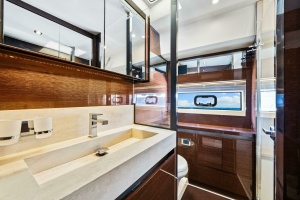 Peace 63ft Prestige Yacht For Sale