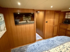 Alaskan 70 OHANA - Master Stateroom