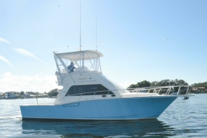 35' Cabo 2001 Yacht For Sale
