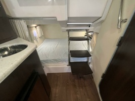 28ft Regal Yacht For Sale