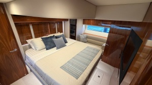 2021 Riviera 57 Enclosed Bridge 60ft Riviera Yacht For Sale