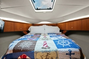 2007 Tiara Yachts 4300 Sovran thumbnail 3