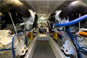 True Up 60ft Spencer Yacht For Sale