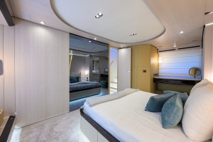 DT78 78ft Azimut Yacht For Sale