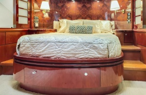 JusMad 80ft Ocean Alexander Yacht For Sale