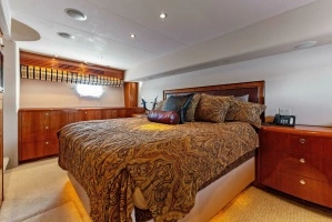 CHUPACABRA 2007 Hatteras 64 Convertible Yacht For Sale in Long Beach CA