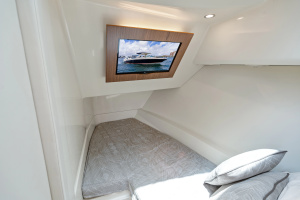 35ft Chris Craft Yacht For Sale