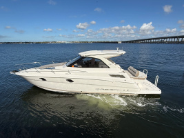 35ft Regal Yacht For Sale
