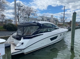  2018 Beneteau Gran Turismo 40 Yacht For Sale in Shady Side MD