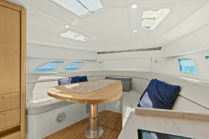 2019 Intrepid 475 Sport Yacht thumbnail 20