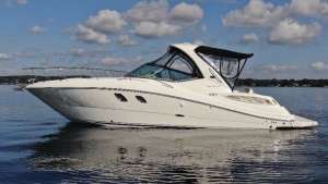 Andrews Place 33ft Sea Ray Yacht For Sale