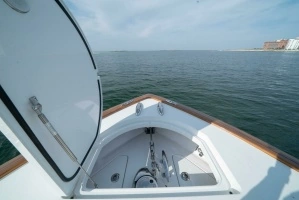 2022 Valhalla Boatworks V-37 thumbnail 26