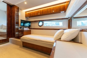 VENTURES64 48ft Riviera Yacht For Sale