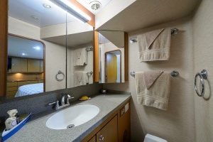 MEMBERS ONLY 56ft Ocean Yachts Yacht For Sale