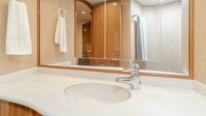 2008 Viking 52 Sport Coupe 