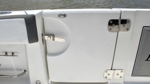 Photo 7424636 for 2020 Blackfin 332 Center Console Got Tuna Transom Door with Secure Latch