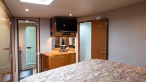 Master Stateroom with Ensuite Access