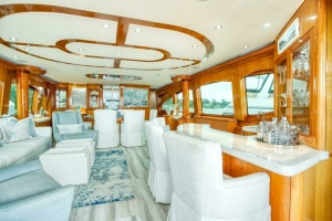 MAJESTIK 80ft Hatteras Yacht For Sale