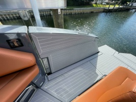 38ft Cruisers Yachts Yacht For Sale