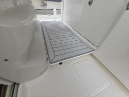 BFT 42ft Boston Whaler Yacht For Sale