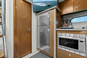 2014 Cruisers Yachts 48 Cantius thumbnail 24