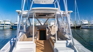 FLYING LOW 41ft Custom Carolina Yacht For Sale