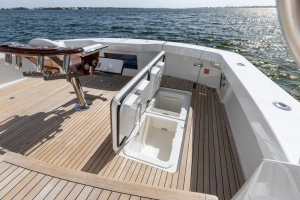2018 Viking 52 Sport Tower thumbnail 44