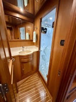 Alaskan 70 OHANA - VIP Stateroom Ensuite Head