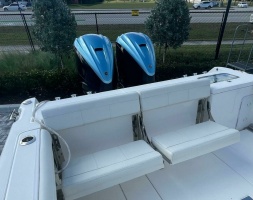 33ft Everglades Yacht For Sale