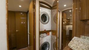 She s All Hooked Up 52ft Viking Yacht For Sale