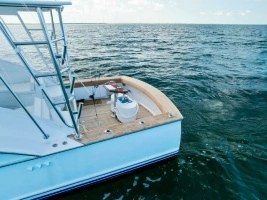 2018 Custom Carolina 35 Express thumbnail 49