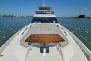2022 Prestige 590 Flybridge thumbnail 54