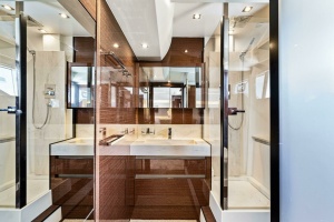 Peace 63ft Prestige Yacht For Sale