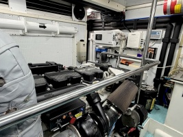 Alaskan 70 OHANA - Engine Room
