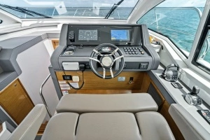 2019 Cruisers Yachts 42 Cantius thumbnail 24