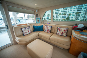 DARE TO DREAM 76ft Lazzara Yachts Yacht For Sale