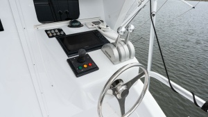Enclosed Bridge Helm Station