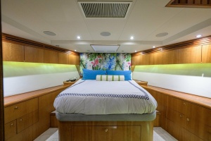 MAGIC 100ft Hatteras Yacht For Sale