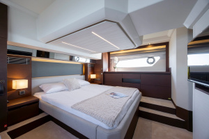 460 46ft Prestige Yacht For Sale