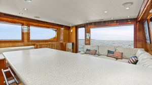 2008 54 Hatteras Convertible American Made Salon and Galley (3)