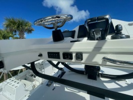 33ft Everglades Yacht For Sale