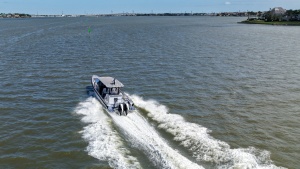 37ft Axopar Yacht For Sale
